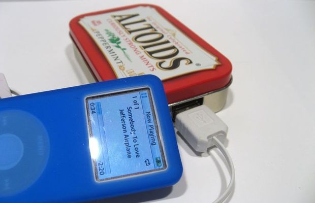 DIY solar USB charger