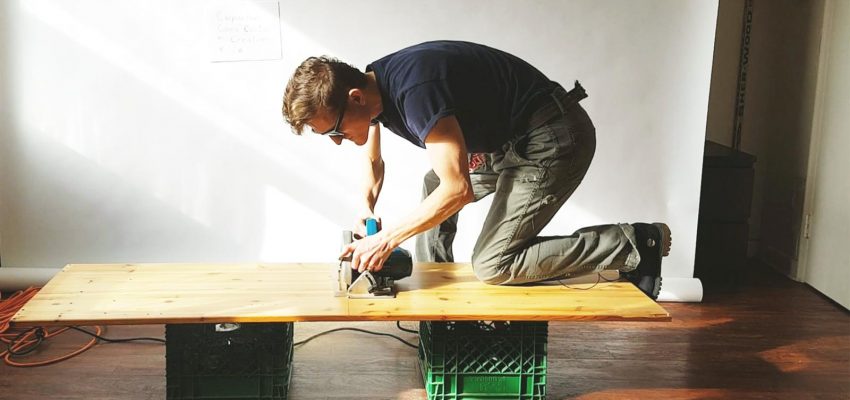 Sawing apart an Ikea Dresser